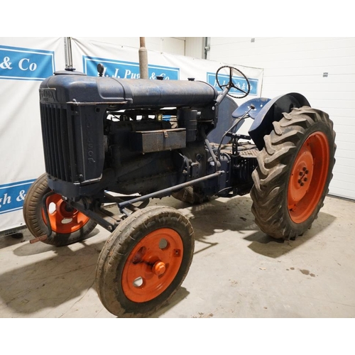 107 - Fordson E27N tractor