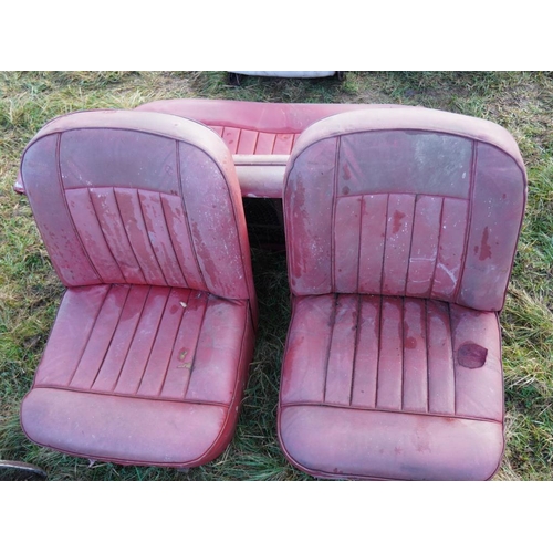 101 - Morris 1100 front and rear seats