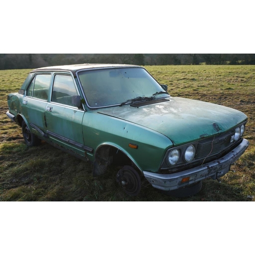 152 - Fiat 132 2 litre twin cam 5dr. V5, key. 1982. 1995cc Reg. AJO 132Y