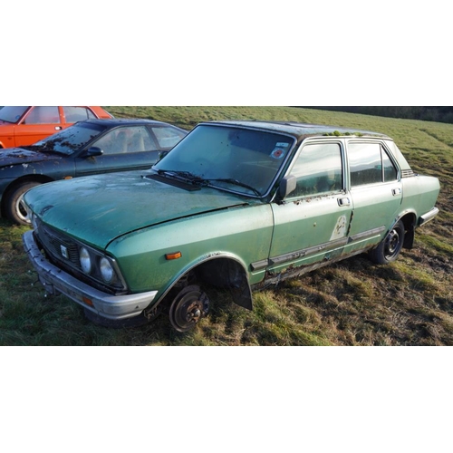 152 - Fiat 132 2 litre twin cam 5dr. V5, key. 1982. 1995cc Reg. AJO 132Y