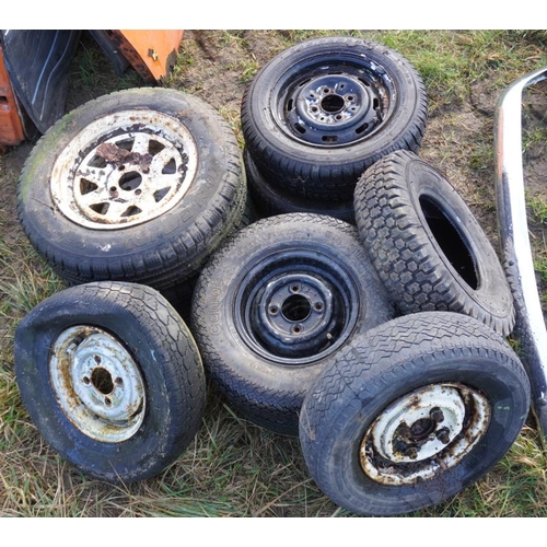 96 - Mini wheels and tyres