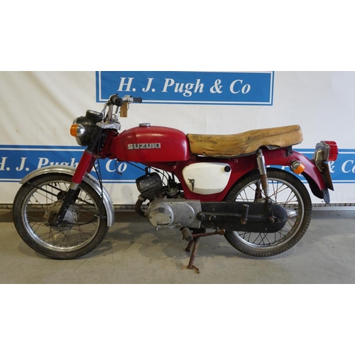 784 - Suzuki 120 motorcycle. 118cc. Reg. LPC 15P. V5