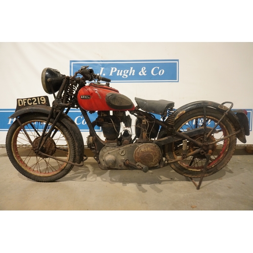 789 - Ariel Redhunter motorcycle. 500cc, 1936. OHV. In original condition, Runs and stored for 6 months. V... 
