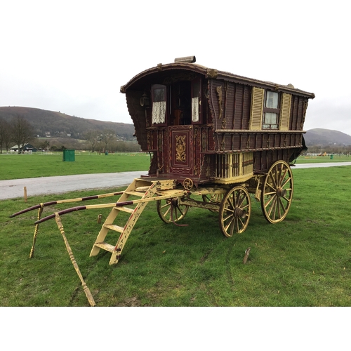 1542 - Bill Wright gypsy caravan, barn stored, fully fitted with oven cooking stove