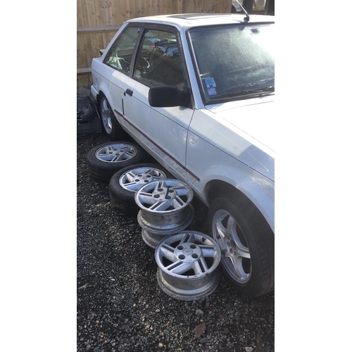 258B - Ford Escort XR3i 2 door. Engine removed but present. RS body kit and original wheels included. Origi... 