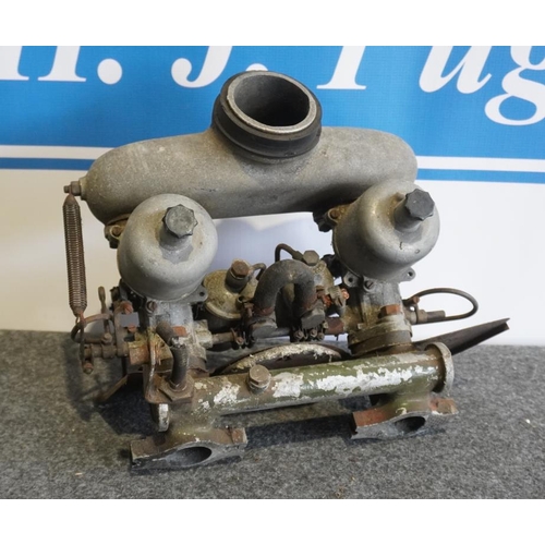 33 - Twin SU carburettors