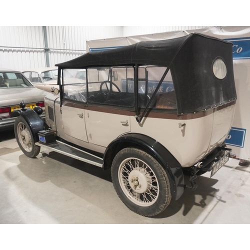 349 - Singer Junior 4dr Tourer car. 1929. Good original interior with black leather seats. Previously owne... 