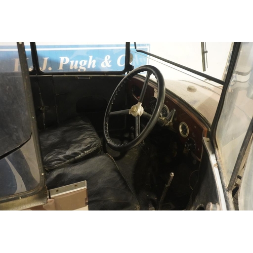 349 - Singer Junior 4dr Tourer car. 1929. Good original interior with black leather seats. Previously owne... 