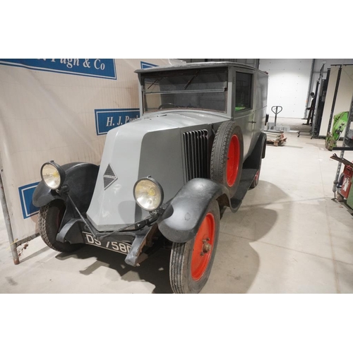 351 - Renault Model NN coal scuttle bonnet traveller. 1921. Stored for 40 years, mechanically sound. Drive... 