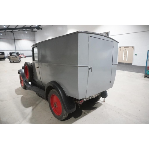 351 - Renault Model NN coal scuttle bonnet traveller. 1921. Stored for 40 years, mechanically sound. Drive... 