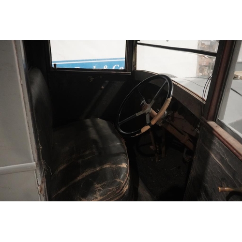 351 - Renault Model NN coal scuttle bonnet traveller. 1921. Stored for 40 years, mechanically sound. Drive... 