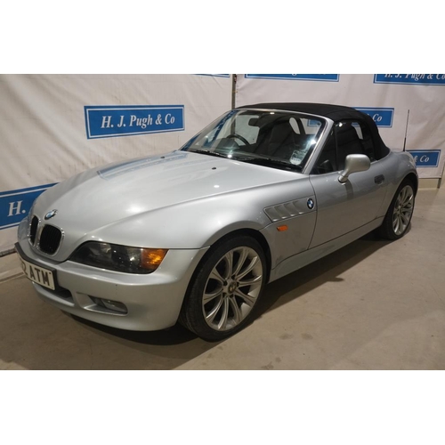 356 - BMW Z3 2.0i Roadster Convertible car. 1998. 140BHP. 114,761miles. Good condition, runs and drives. E... 