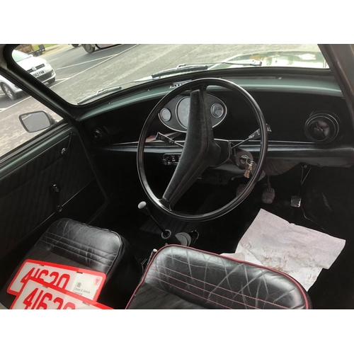 358 - Austin Morris Mini 850 Super 2dr saloon. 1979. 998cc. Runs and drives. Nut and bolt restoration. 12 ... 