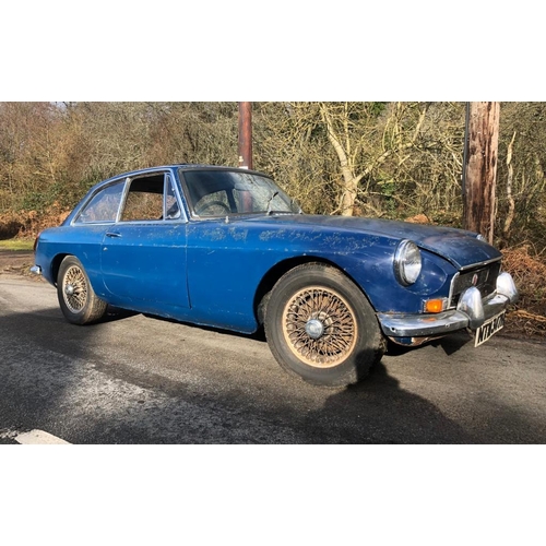 364 - MGB GT 3dr Coupe. 1970. 1798cc. Teal blue c/w wire wheels with 2 spare in boot, rear badges, seat mo... 