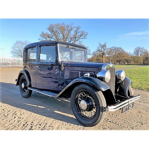 368 - Austin 10 4dr saloon car. 1934. Sunshine roof. 1141cc. Royal blue leather interior. Runs well. Vin n... 