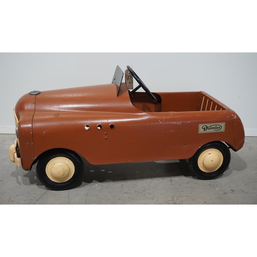 621 - Triang Daimler pedal car