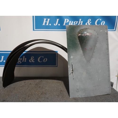 66 - 4 Vintage mudguards and bonnet panel