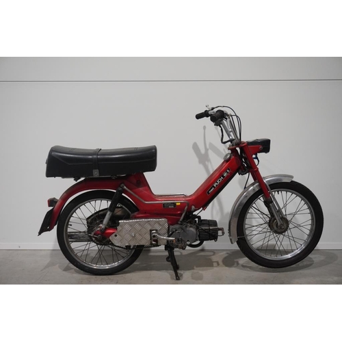 362 - Puch Maxi motorcycle. 40cc. 1980. 11247 miles. One owner from new. C/w service books. Matching engin... 