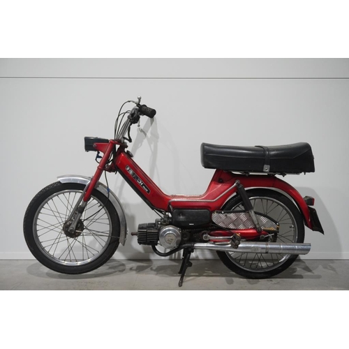 362 - Puch Maxi motorcycle. 40cc. 1980. 11247 miles. One owner from new. C/w service books. Matching engin... 