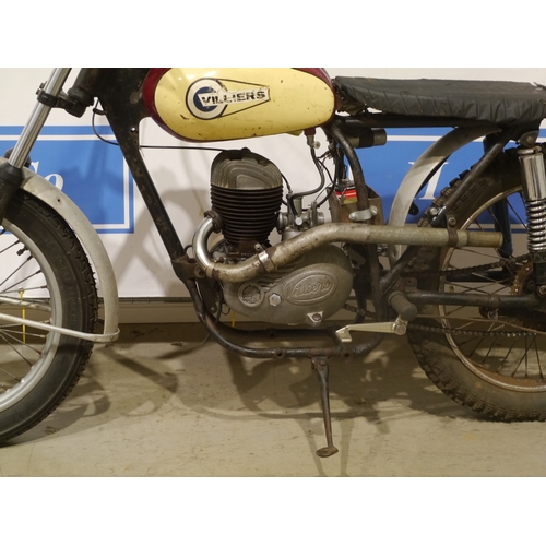 371 - BSA B44 motorcycle. C/w 197 Villiers engine. Engine No- 33893. Frame No- B442632. Runs with battery.... 