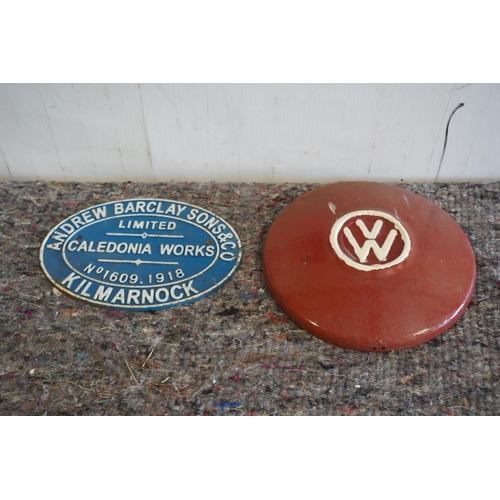 185 - VW plate hub and Kilmarnock nameplate