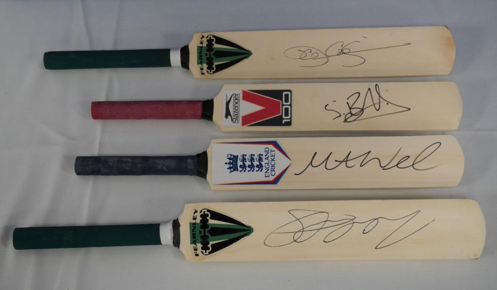 4 Signed mini cricket bats Durham county cricket club to include Paul