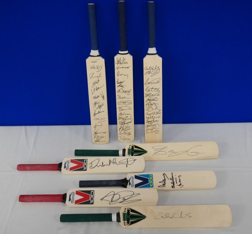 8 Signed mini cricket bats county cricket club to include Robert Croft, England U19 and A