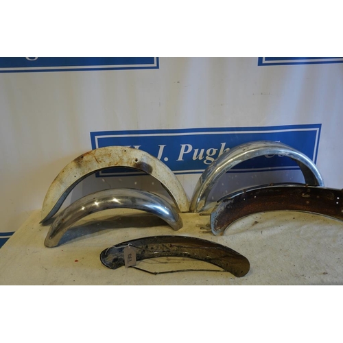 235 - Triumph T100/T120 mudguards