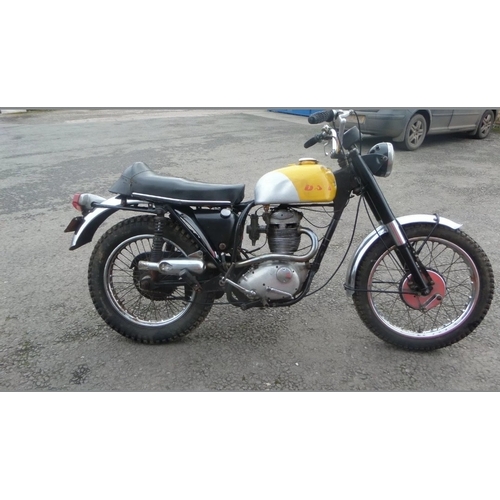 398 - BSA B44 Victor motorcycle. 1967. Round barrel. Matching numbers. Good original machine with good com... 