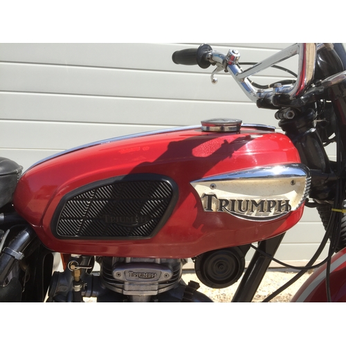 406 - Triumph TR25W Trophy motorcycle. 1970. Starts and runs. 250cc. In good original condition with the p... 