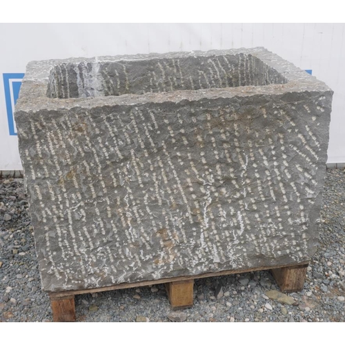 123 - Stone trough 36x24