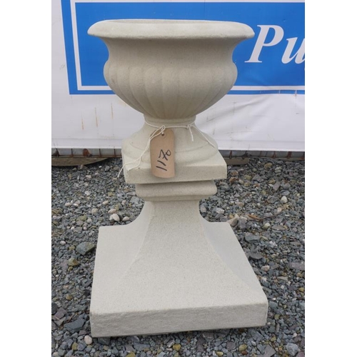 147 - Urn on stand 22x12