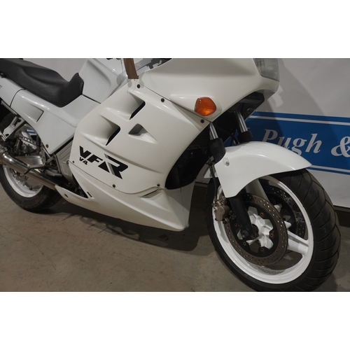 412 - Honda VFR 750 RC24 motorcycle. 1989. Runs and drives well. MOT until 22/11/2020. Engine No- RC24E220... 