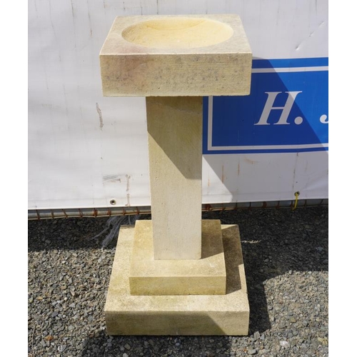 7 - Bird bath on stand 30x12