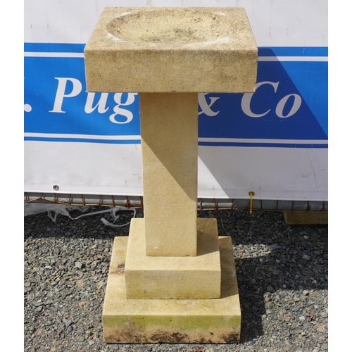 8 - Bird bath on stand 30x13