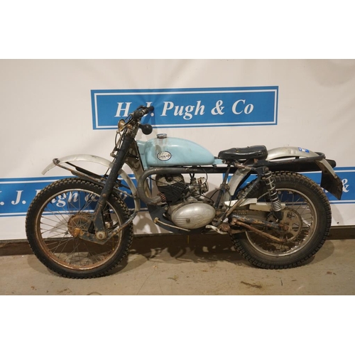 430 - Greeves 20TA Scottish motorcycle. 1958. Engine type 9E  373 390, with 31A top end. Frame no- 8062TA.... 