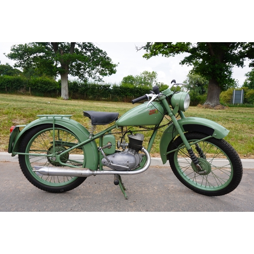 442 - BSA Bantam D1 Hardtail motorcycle. 1950. 125cc. Matching engine and frame numbers. C/w certificate o... 