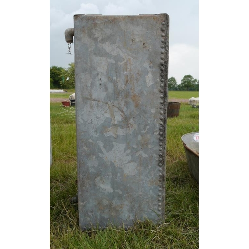 245 - Galvanised rectangular water tank 41