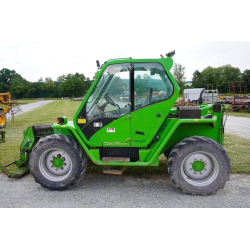 218 - Merlo panoramic. 2001. Type P28.7. 2Ton lifting capacity with tines. Reg. VU02 NEJ. +VAT