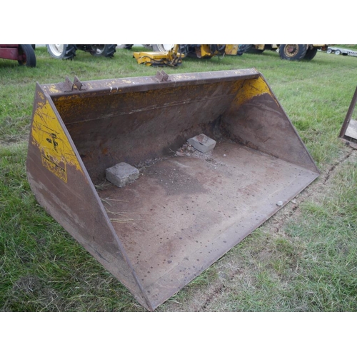 232 - Sanderson 8ft bucket +VAT