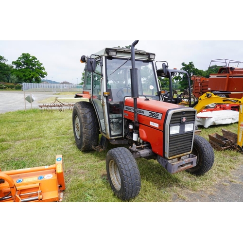 267 - Massey Ferguson 362 tractor. 12/12 gearbox, grass tyres. Runs and drives well. No V5 +VAT