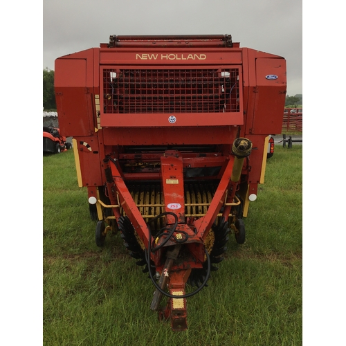 253 - New Holland 835 round baler, used last season