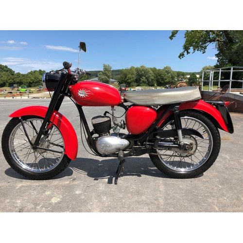 449 - BSA D7 Bantam motorcycle.  175cc. 1964. Starts and runs. Frame Number-D743997 Engine No-FD74043. Reg... 