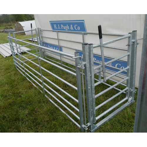 734 - Galvanised sheep holding pen +VAT