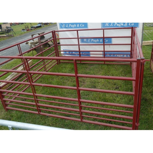 736 - Painted cattle hurdles - 4 +VAT