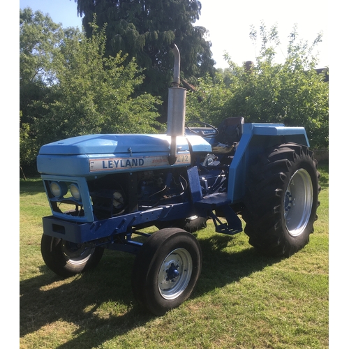 339 - Leyland 272 Syncro tractor