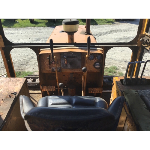 325 - Track Marshall 90 crawler tractor. One track needs attention. No paperwork +VAT