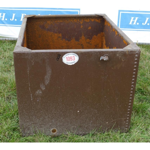 Riveted water tank 42x33x29