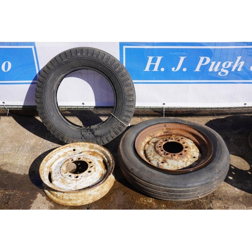 122 - Ferguson Vineyard wheel and tyre and Ferguson trailer wheel and tyre