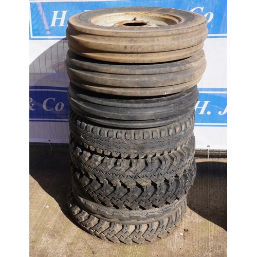 127 - Various tractor wheels and tyres -8